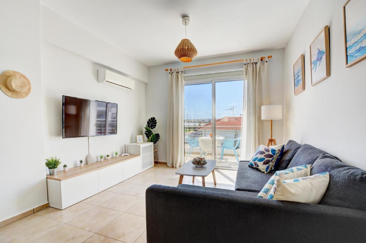 ♥ Sunny&Cozy Family Apartment ★ Walk To The Beach☼ Paralimni Exterior foto